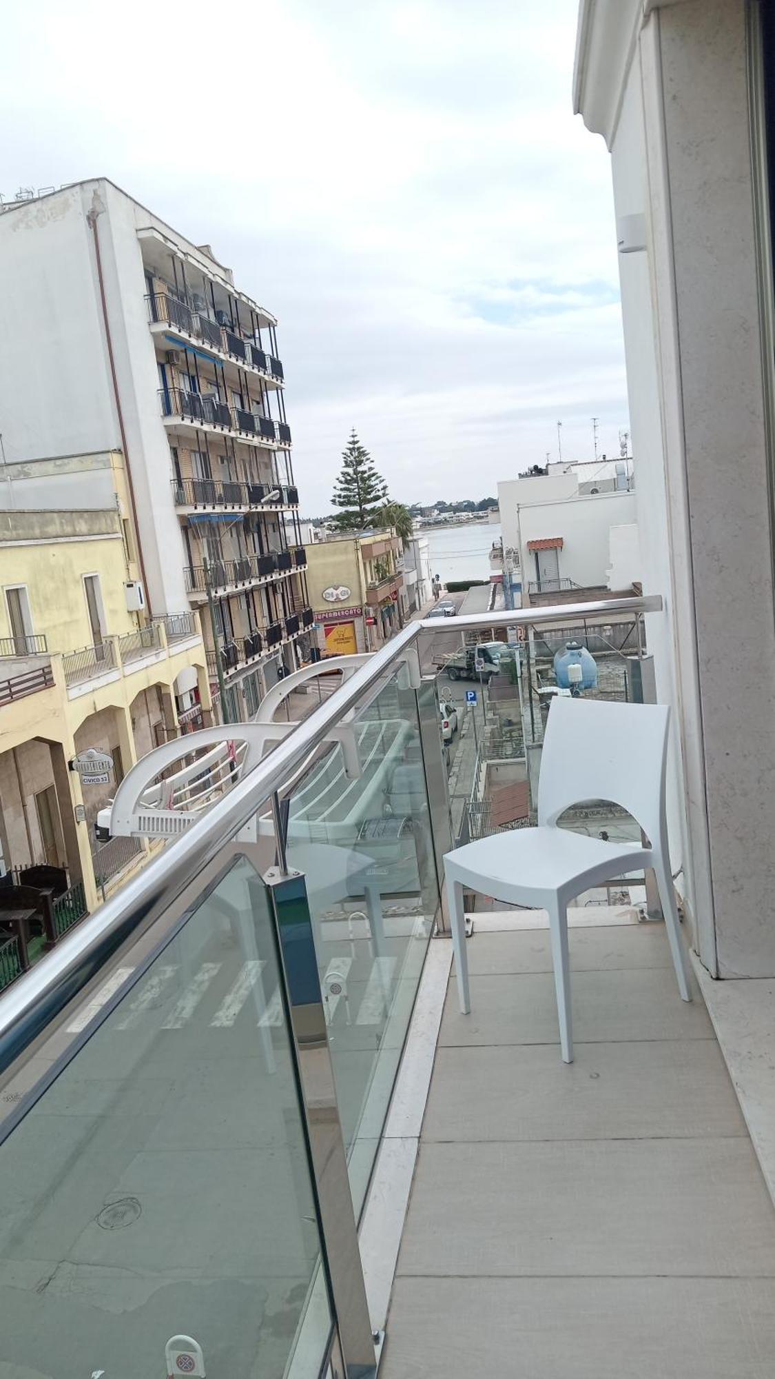 Affittacamere Monti Porto Cesareo Bagian luar foto